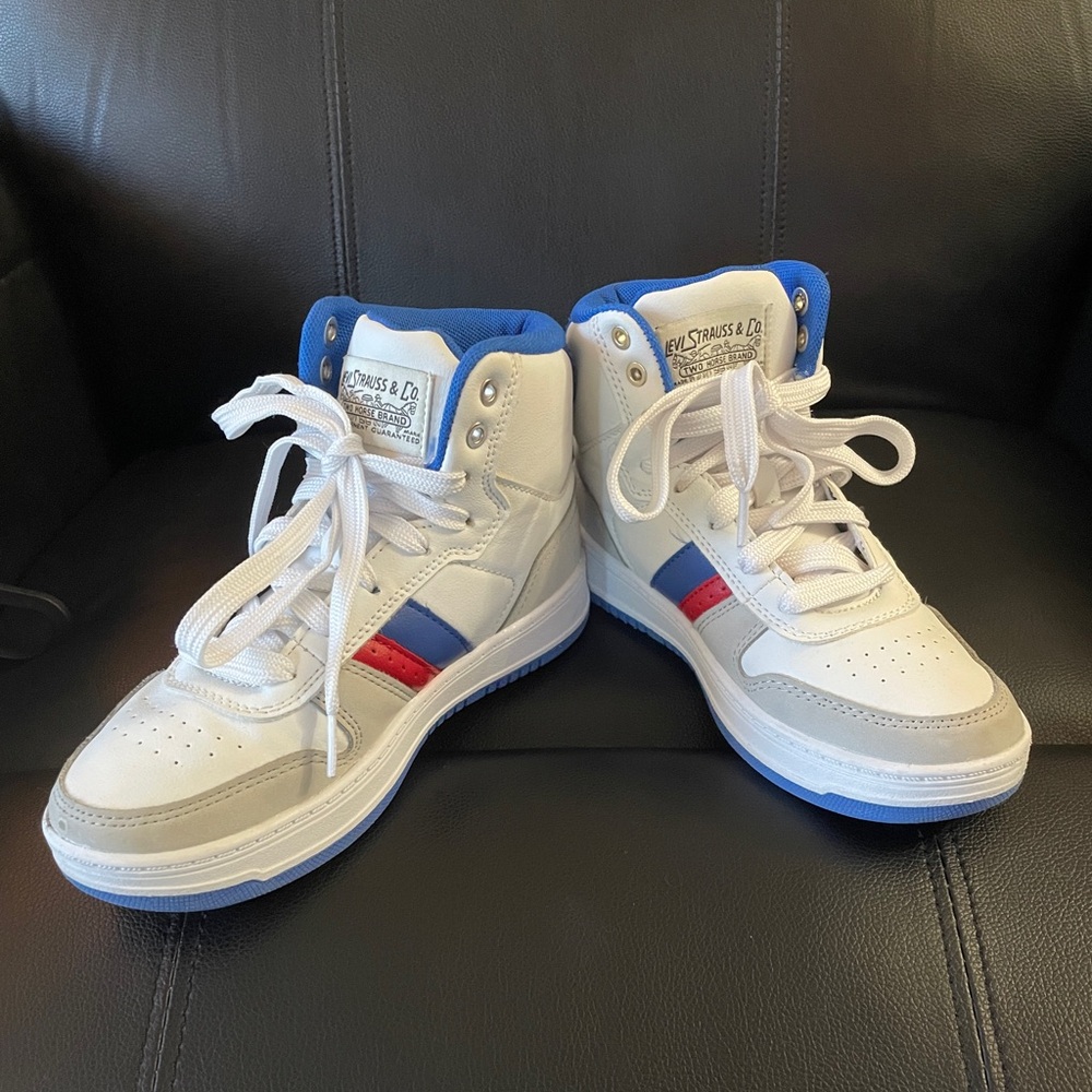 Levi’s High Top Sneaker